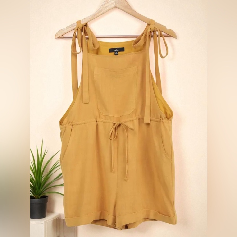Lulu's. Always Exploring Mustard Yellow Tie-Strap Romper. NWT. Size Small.